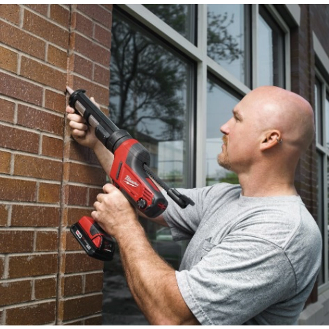 Vendita online Pistola per silicone M18™ con portacartuccia da 310 ml.